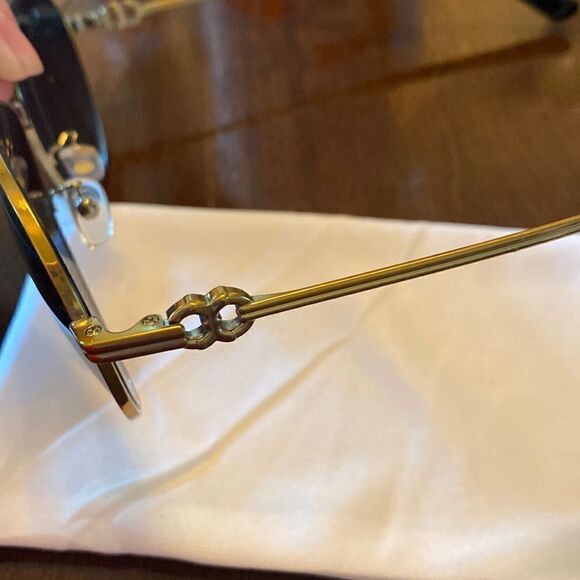 Tory Burch NWT Aviator Gold Frame 58mm Sunglasses - Picture 7 of 10